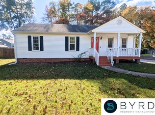 11713 Bailey Woods Dr, Midlothian, VA 23112