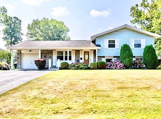 129 Centerwood Dr, Rochester, NY 14616