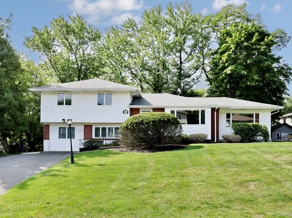 10 Briarcliff Drive, Monsey, NY 10952