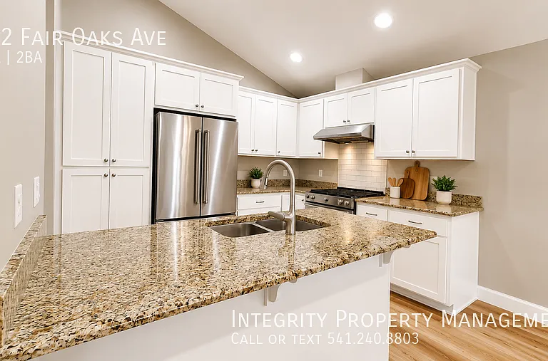 562 Fair Oaks Ave — Photo 7
