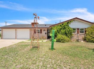 209 S Avenue H, Kermit, TX 79745