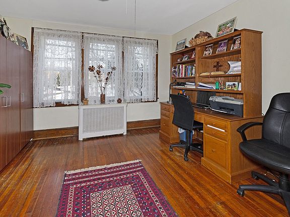4th image of 35 McKinley Ave #C1