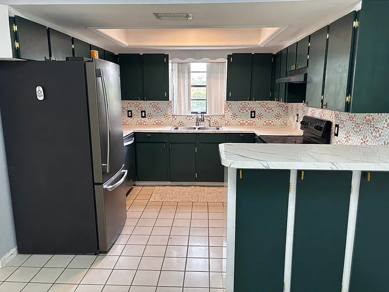 12761 Westhampton Cir — Photo 4
