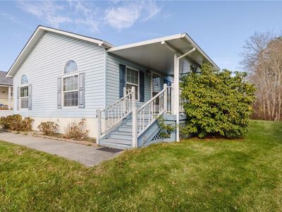 18 Mockingbird Ln, Tiverton, RI, 02878