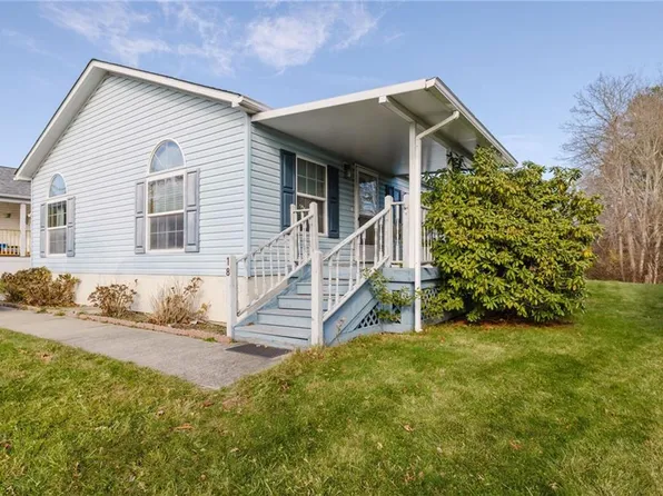 18 Mockingbird Ln, Tiverton, RI 02878