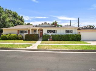 18944 Prairie St, Northridge, CA 91324