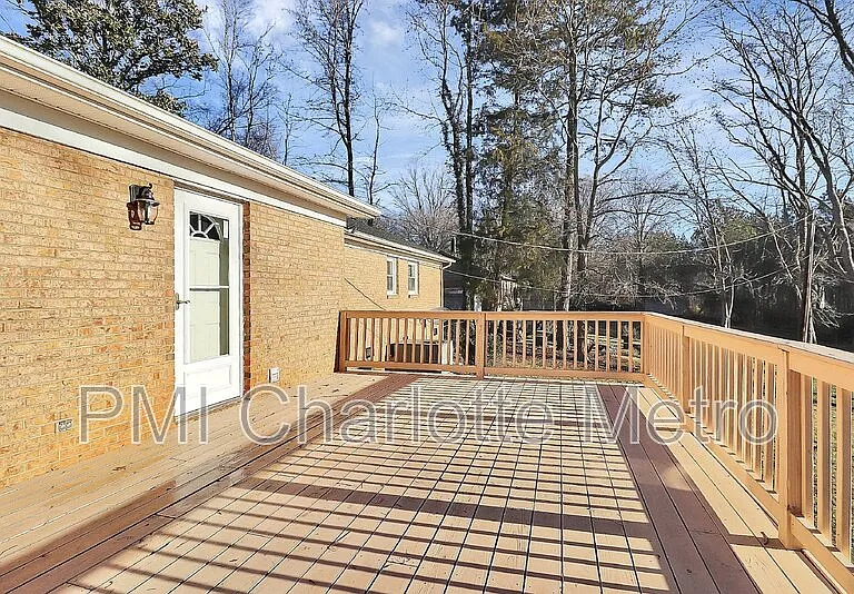 9916 Windrift Rd — Photo 18