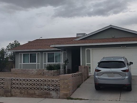 3rd image of 7701 Peacock Ave