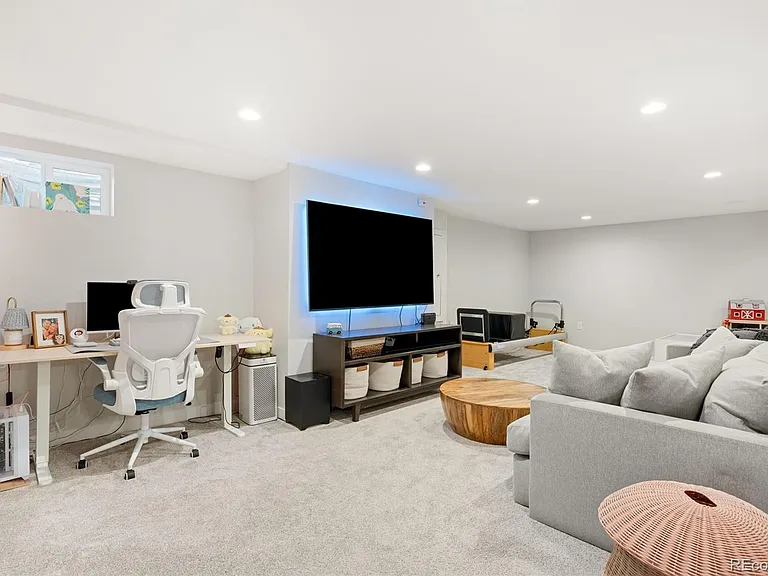 13004 King Cir — Photo 25