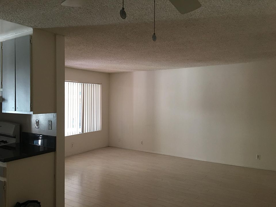 1st image of 11706 Dorothy St APT 2