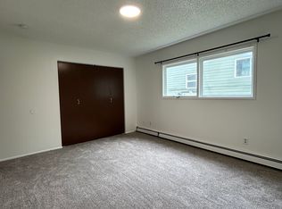 1710 Muldoon Cir APT 6, Anchorage, AK 99504