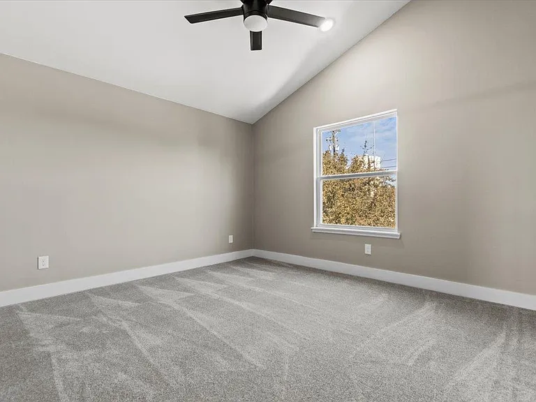 17503 Panorama Dr — Photo 18
