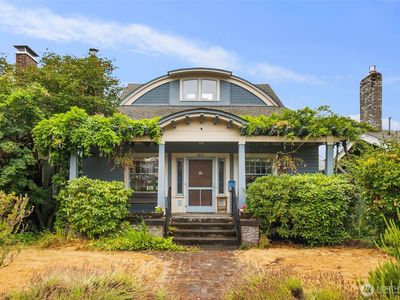 4321 Densmore Avenue N, Seattle, WA, 98103