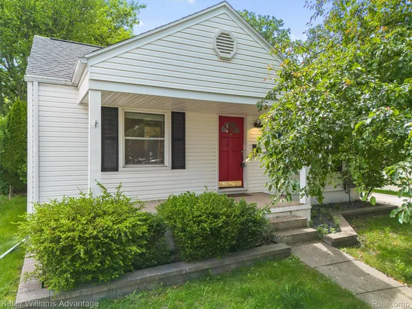 617 S Edgeworth Ave, Royal Oak, MI 48067