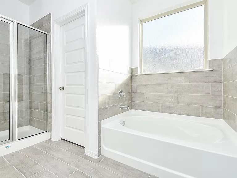 5715 Aurora Greens Ln — Photo 15