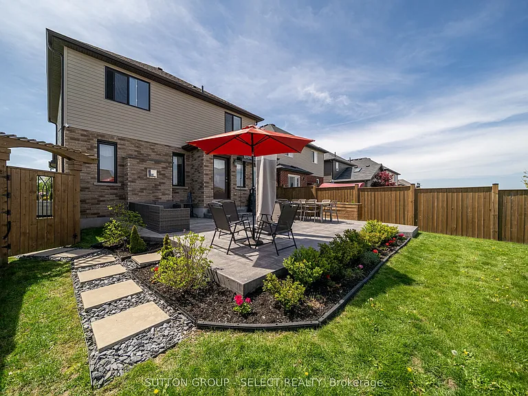1825 Couldridge Way — Photo 28