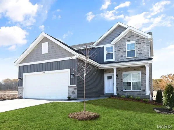 2338 Reiff Dr, Florissant, MO 63031
