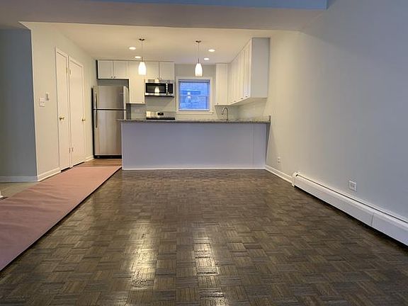 4th image of 4342 N Kedvale Ave APT 1C