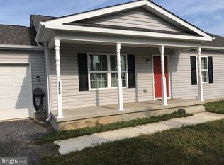 1123 Brucetown Rd, Kearneysville, WV 25430