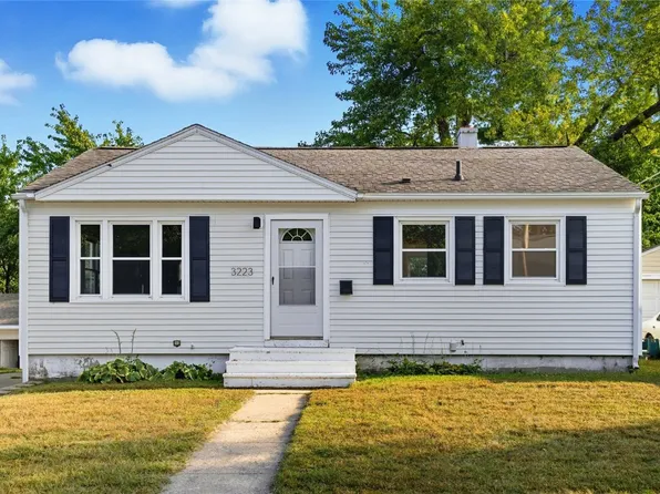 3223 Mound Ave SE, Cedar Rapids, IA 52403