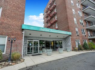 55 Austin Pl APT 2G, Staten Island, NY 10304