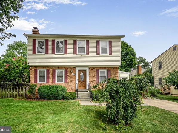 5019 10th St N, Arlington, VA 22205