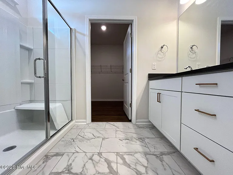 512 Ragapple Ln — Photo 21