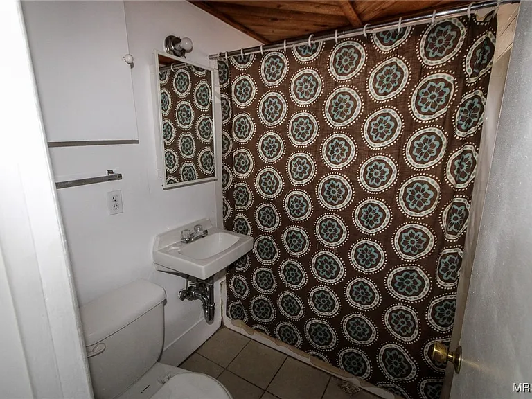 436 W Mojave Blvd — Photo 13