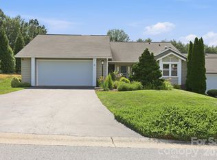 41 Cedarcliff Cir, Asheville, NC 28803