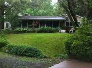 1284 Burger Hollow Rd, Effort, PA 18330