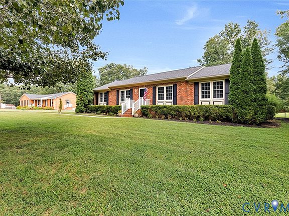 2nd image of 10994 Wychwood Dr