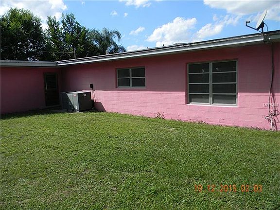 2nd image of 1040 Sunset Dr