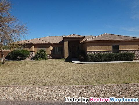 3rd image of 2519 S 185th Dr