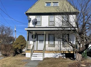 73 Prospect St, Middletown, NY 10940