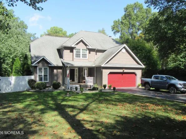 4 Scarlet Oak Court, Jackson, NJ 08527