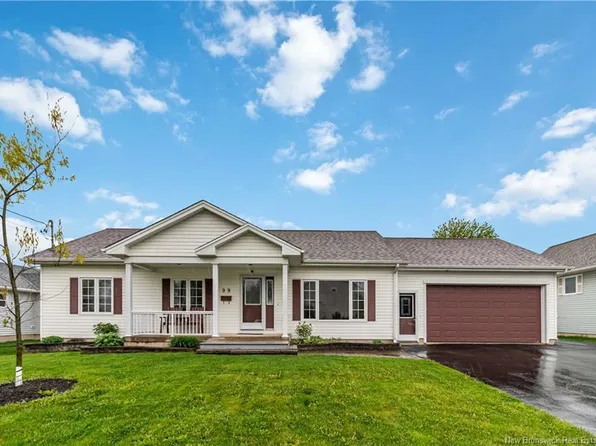99 Fairview Knoll Dr, Moncton, NB E1A 6L2