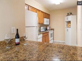 608 Haven Pl