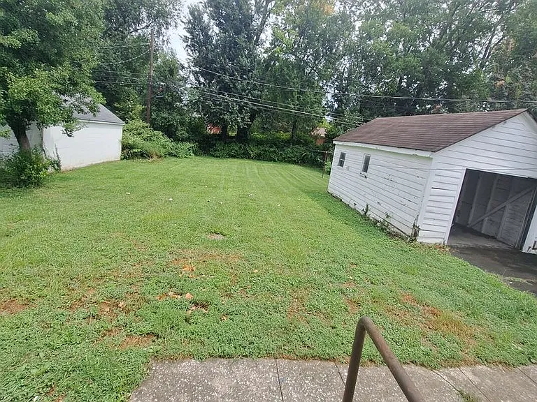 753 Lynn Rd — Photo 13