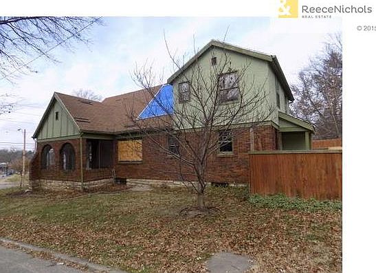 2nd image of 5147 Woodland Ave
