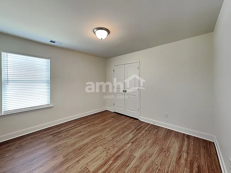 1109 Ashlyn Ct — Photo 22