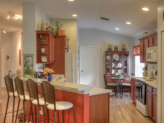 4th image of 5538 Gallant Fox Ct