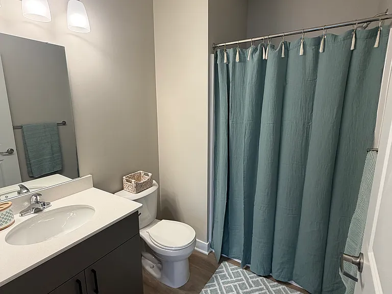 Midvilla Apartments — Photo 2