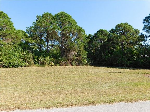 3rd image of 141 Coca Ln
