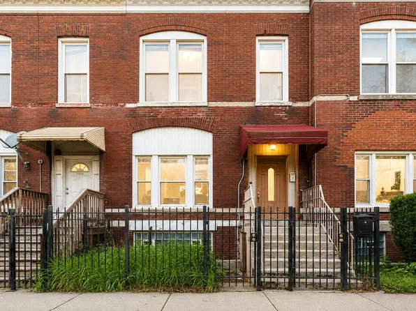 (undisclosed Address), Chicago, IL 60612