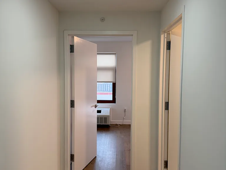 222 Gramatan Ave #8E — Photo 5