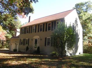 64 Carroll Dr, Foxboro, MA 02035