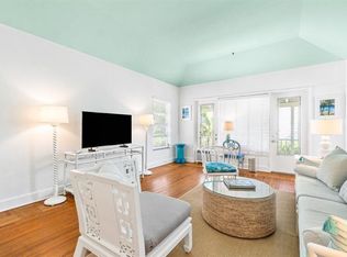 424 Chilean Ave APT 4, Palm Beach, FL 33480