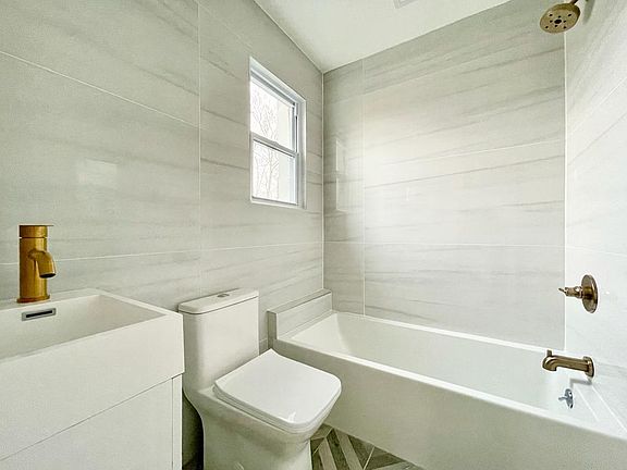 2nd image of 88 Wallis Ave #2BB