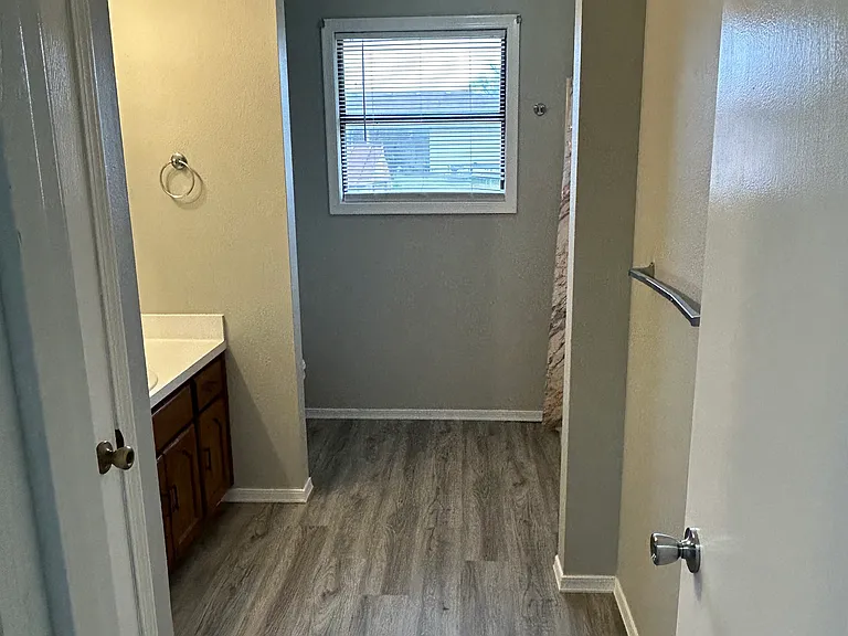214 N College Ave #214 — Photo 7