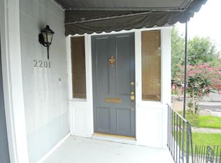 2201 Octavia St, New Orleans, LA 70115